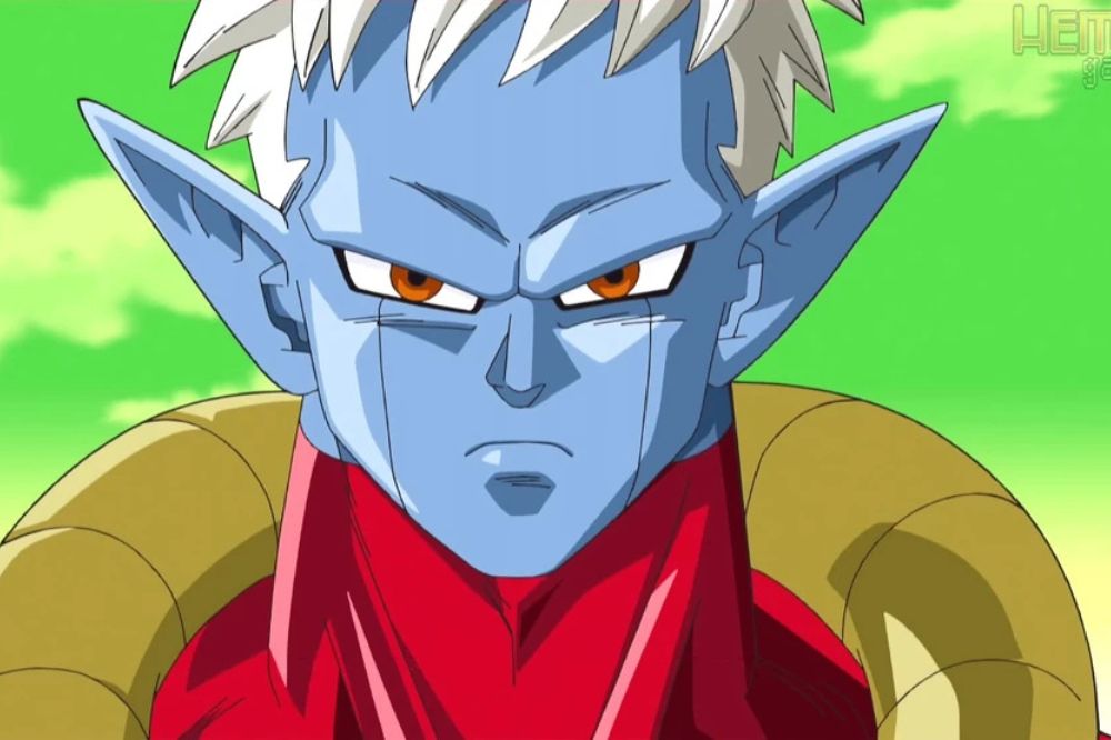 Mira de Dragon Ball Heroes, être à la peau bleue et aux yeux orange, portant une armure rouge et dorée, avec des cheveux blancs en pics.